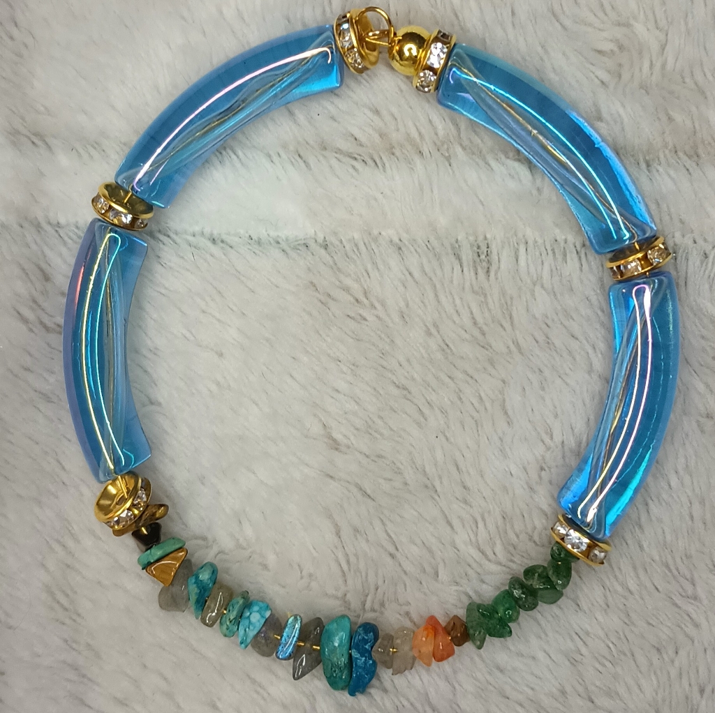 Gemstone And Acrylic Bracelet 7$